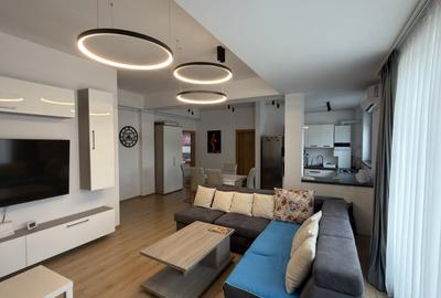 Penthouse cu 3 camere semidecomandat, mobilat în Cetate - 1