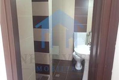 Garsonieră decomandată în Central - 2