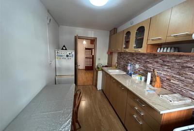 Apartament cu 3 camere decomandat, mobilat în Brăilei - 2
