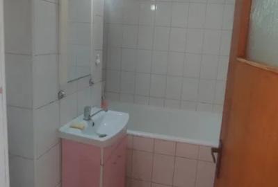 1 Decembrie 1918 metrou Ozana, BL. REABILITAT,3/10,decomandat,balcon,renovat. - 3