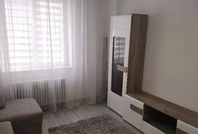 Tineretului,Metrou,bl.1981,parter/10,DECOMANDATA,Renovata,mobilata,Libera - 4