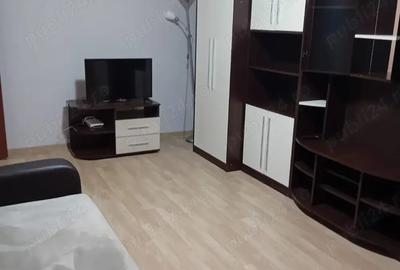 Proprietar inchiriez apartament cu doua camere str Sovata
