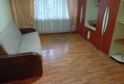 Apartament 2 Cam Centru B-dul. Dacia 45mp parter semirenovat centrala - 2