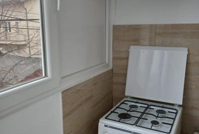 Apartament cu 2 camere decomandat în Eroii Revoluției - 3