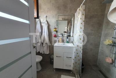 Casa 90 mpu 2 camere bucatarie baie debara zona Campului - 8