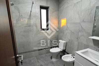 Casă cu 4 camere cu Teren 700 Mp în Unirea - 11