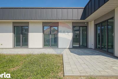 Casă cu 5 camere cu Teren 657 Mp în Florilor - 8