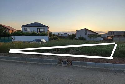Teren de 500 mp, în Schela - 7