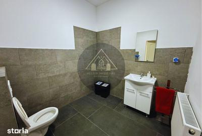 Spațiu comercial, de 40 mp, în Central - 12