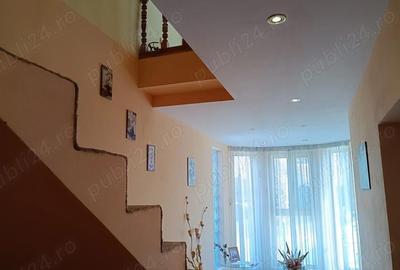 Casă cu 5 camere în Poiana - 7