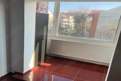Apartament de vanzare 2 camere ,Str. Lalelelor colt cu Eugen Pop - 9
