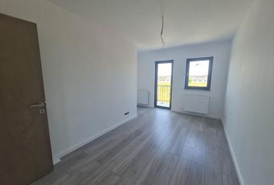 Vila cu 4 camere,2 bai,finisaje deosebite,curte 330 mp - 8