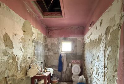 Casă cu 4 camere cu Teren 244 Mp în Central