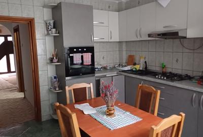Casă individuală cu 8 camere cu Teren 300 Mp în Granit - 14