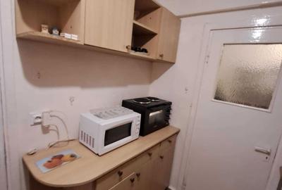Apartament cu 3 camere semidecomandat în Tătărași - 2