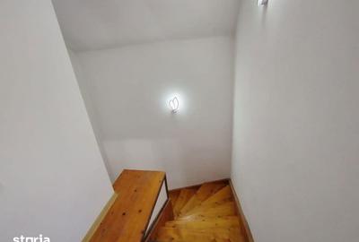 Casă cu 5 camere cu Teren 2166 Mp în Somova - 4