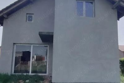 Casă cu 5 camere în Dudeștii Noi - 12