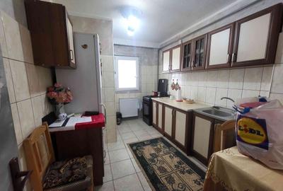 Apartament cu 3 camere decomandat în Letea - 5