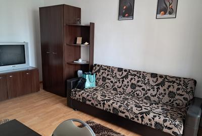 Inchiriez garsonieră confort 1 zona Confecții Inchiriez garsonieră confort 1 zona Confecții - 1