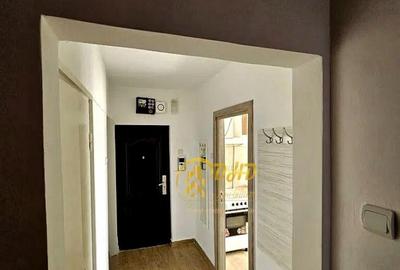 Apartament cu 3 camere decomandat în Alexandru cel Bun