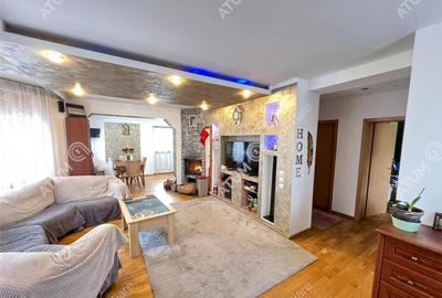 Casă cu 8 camere cu Teren 500 Mp în Vasile Aaron - 6