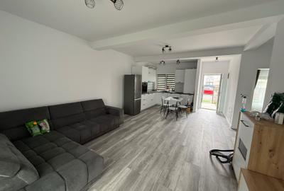 Casă cu 3 camere în Urseni - 1