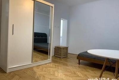 Garsoniera ultracentral piata romana- Ase - 1