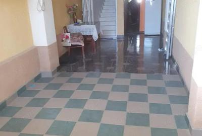 BRASADAS vinde casa 2 cam cu etaj 6 ari zona Bercu Rosu. - 17