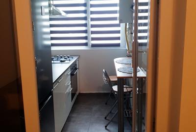 Apartament cu 3 camere decomandat în Exterior Vest - 6