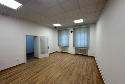 Inchiriez spatiu birouri / cabinet / sediu firma in centru Sibiu - str. Xenopol - 3