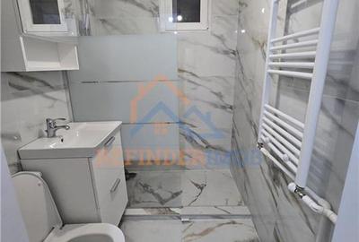 Apartament cu 3 camere semidecomandat în Eroii Revoluției