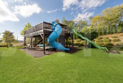 Casă individuală cu 11 camere cu Canalizare în Rediu - 3