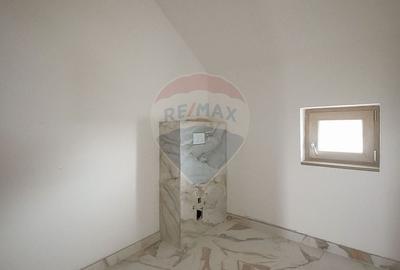 Casă cu 5 camere cu Teren 500 Mp în Tărlungeni - 12