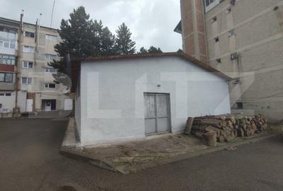 Spațiu comercial, de 160 mp, în Central - 9