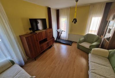 Casă cu 4 camere cu Teren 100 Mp în Central - 11
