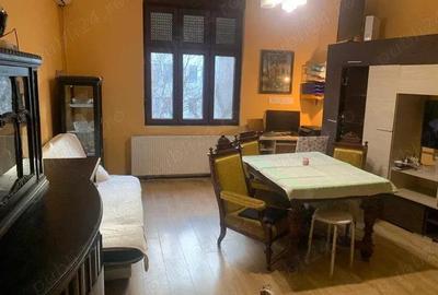 Garsonieră decomandată în Vest - 3