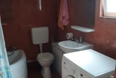 Apartament cu 3 camere semidecomandat în Baba Novac - 2