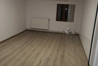 Spațiu comercial, de 200 mp, în Copou