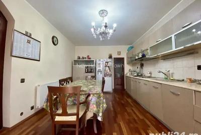 Vila de vanzare - 4