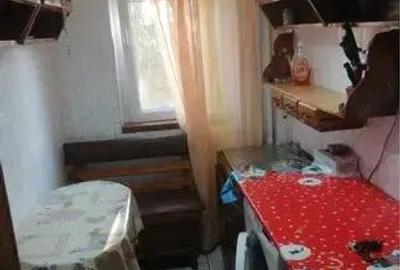 Vand!!! Ap 2 cam etaj 1 Vlaicu strada Fluturilor - 3