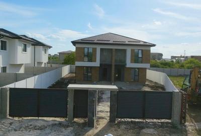 Casă individuală cu 4 camere cu Canalizare în Ultracentral - 3