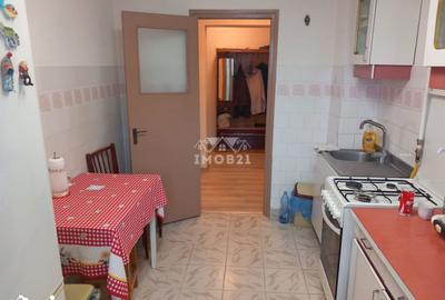 Apartament cu 4 camere decomandat, mobilat în Eroilor - 13