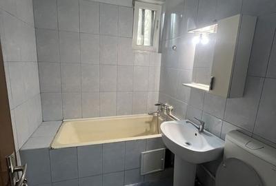 Apartament cu 2 camere semidecomandat în Calea București - 2