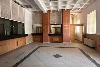 Spațiu comercial, de 1,741 mp, în Central - 2