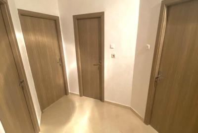 Dau in chirie APARTAMENT cu 2 CAMERE-Stefan cel Mare-PROPRIETAR