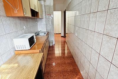 Garsonieră decomandată în Dristor - 3