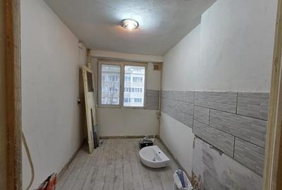 3 camere in renovare - Maior Coravu - Vatra Luminoasa - 3