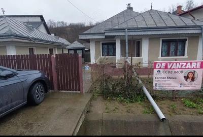 Casă cu 3 camere cu Teren 1900 Mp în Măgura - 16