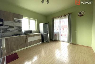 Casă individuală cu 7 camere cu Canalizare în Dumbrăvița - 12