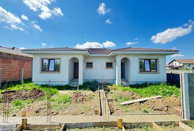Duplex cu 3 camere în Moșnița Nouă
